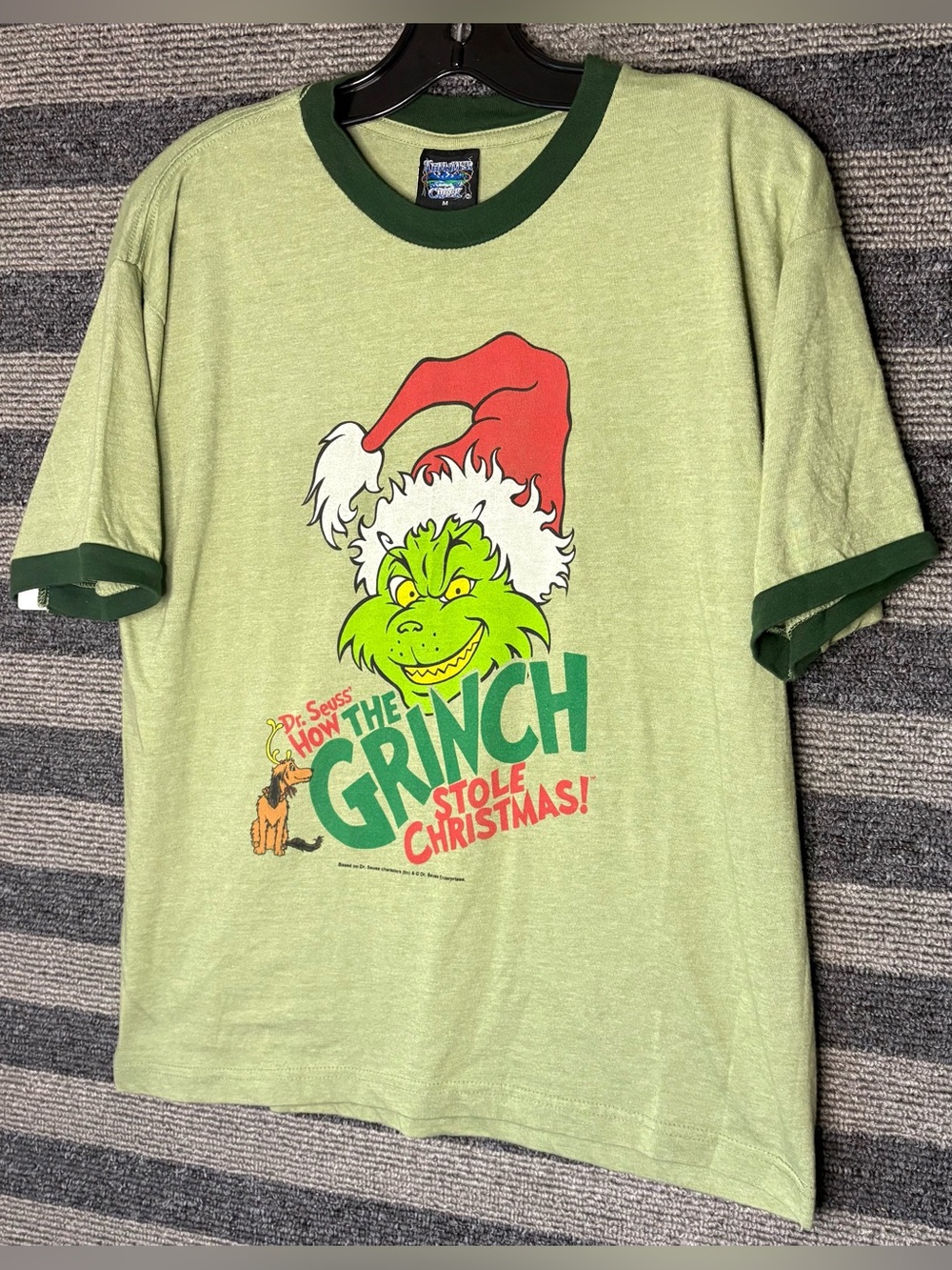 Vintage Y2K Dr. Seuss How The Grinch Stole Christmas Green Ringer T-Shirt Medium